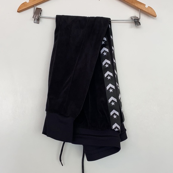 girls converse jogger set - Picture 2 of 3